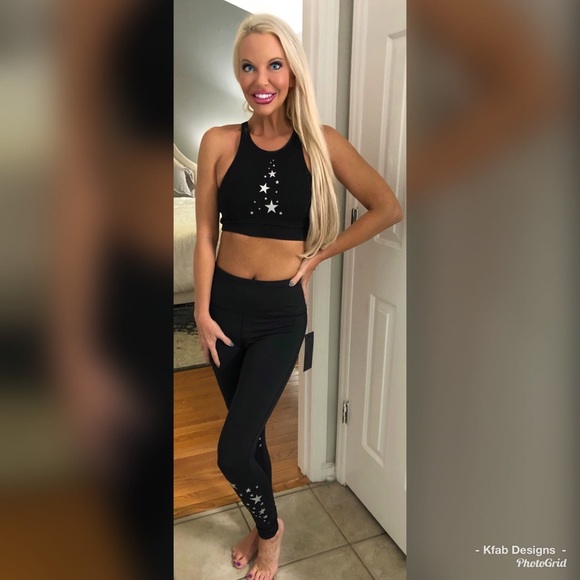 🛍LAST 1!! High Waisted Stargazer Leggings⭐️ - Picture 3 of 5